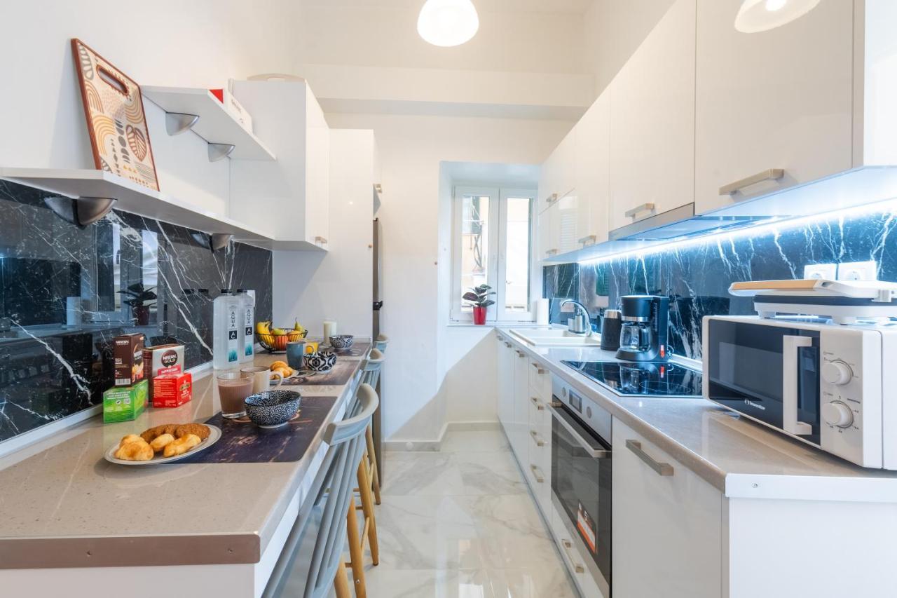 Filarmonikis Deluxe Apartment