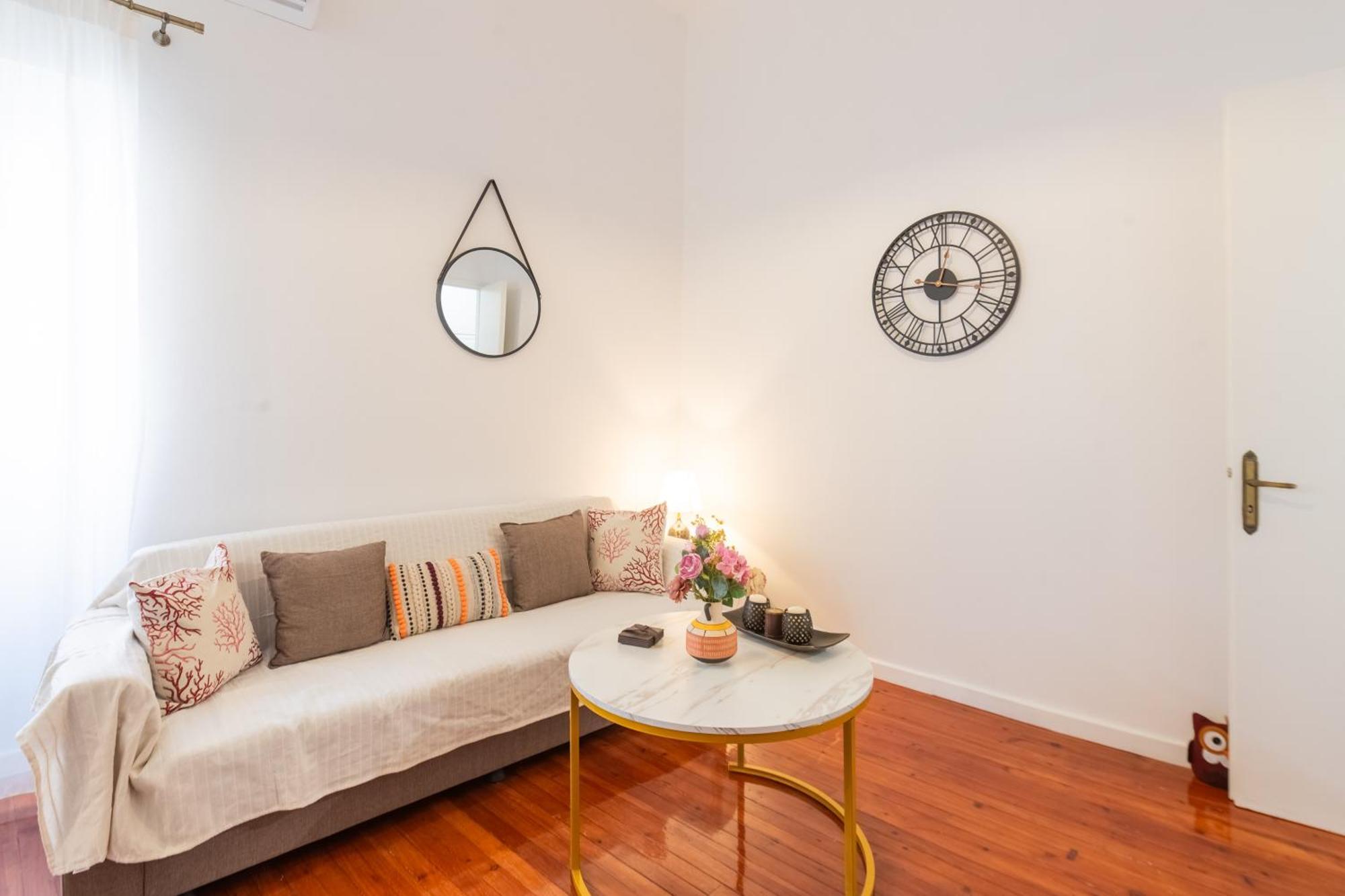 Filarmonikis Deluxe Apartment *